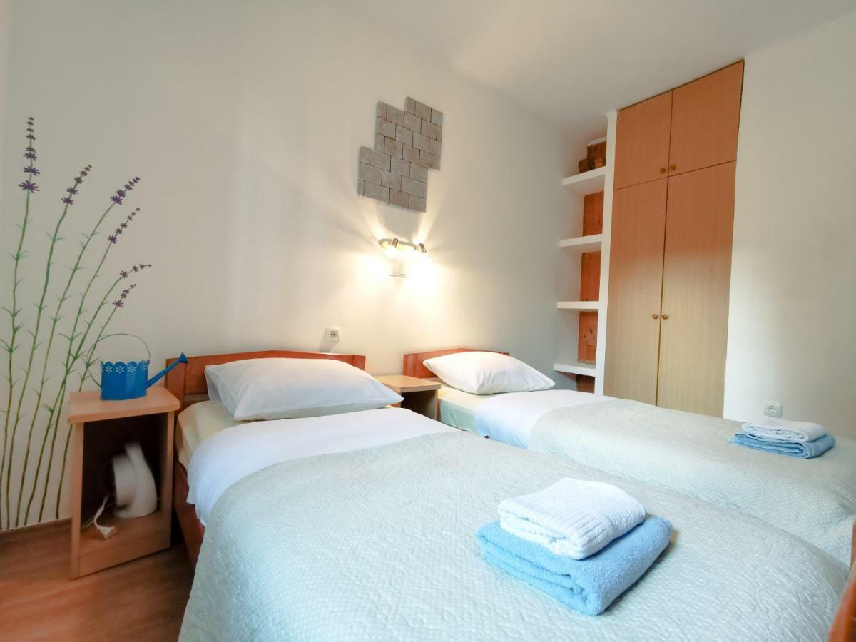 Guest House Il Giardino Duplancic Split Exterior foto