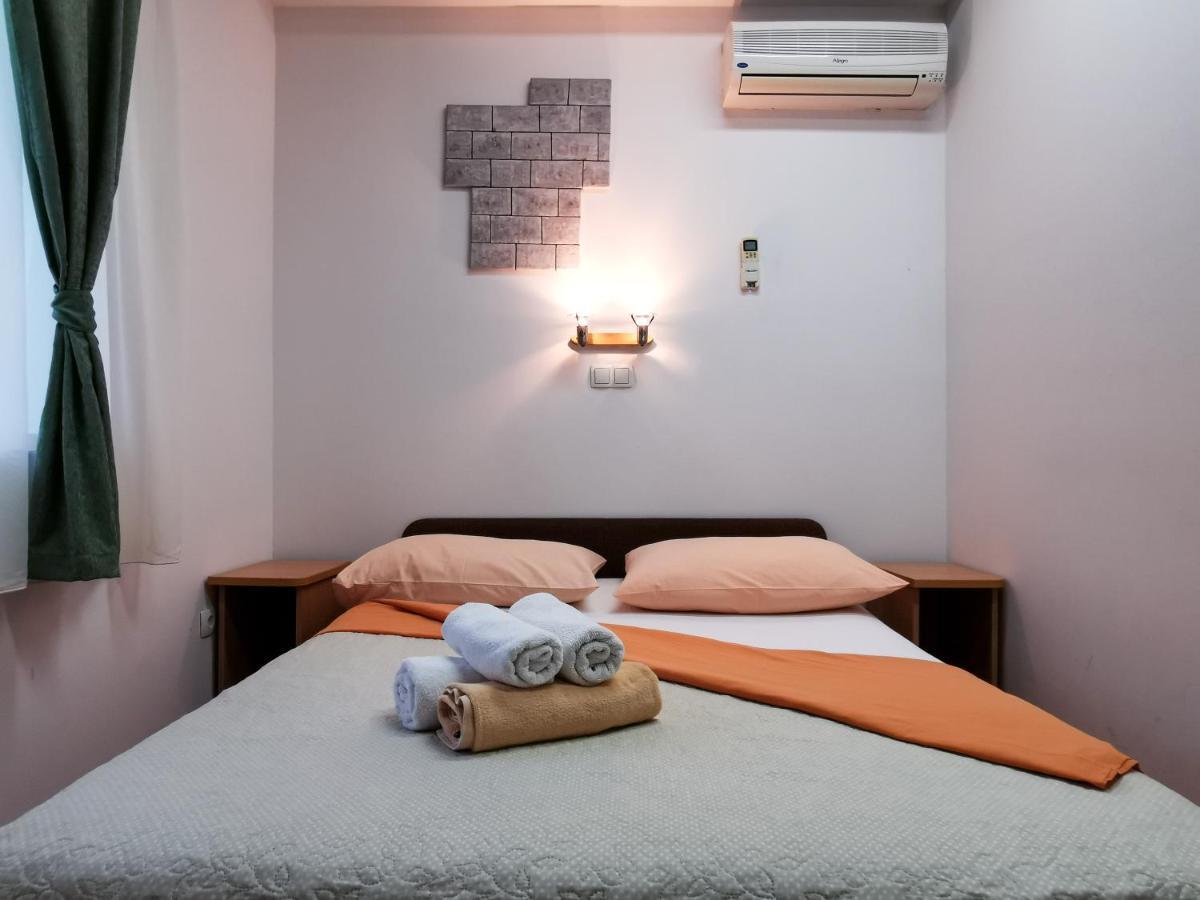 Guest House Il Giardino Duplancic Split Exterior foto